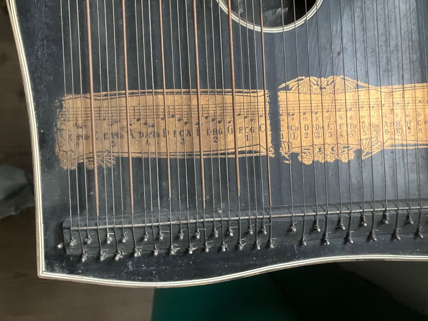 Strumenti musicali: Zither von Hug & Co – Usato da ZUERICH venduto da Carolus1 4