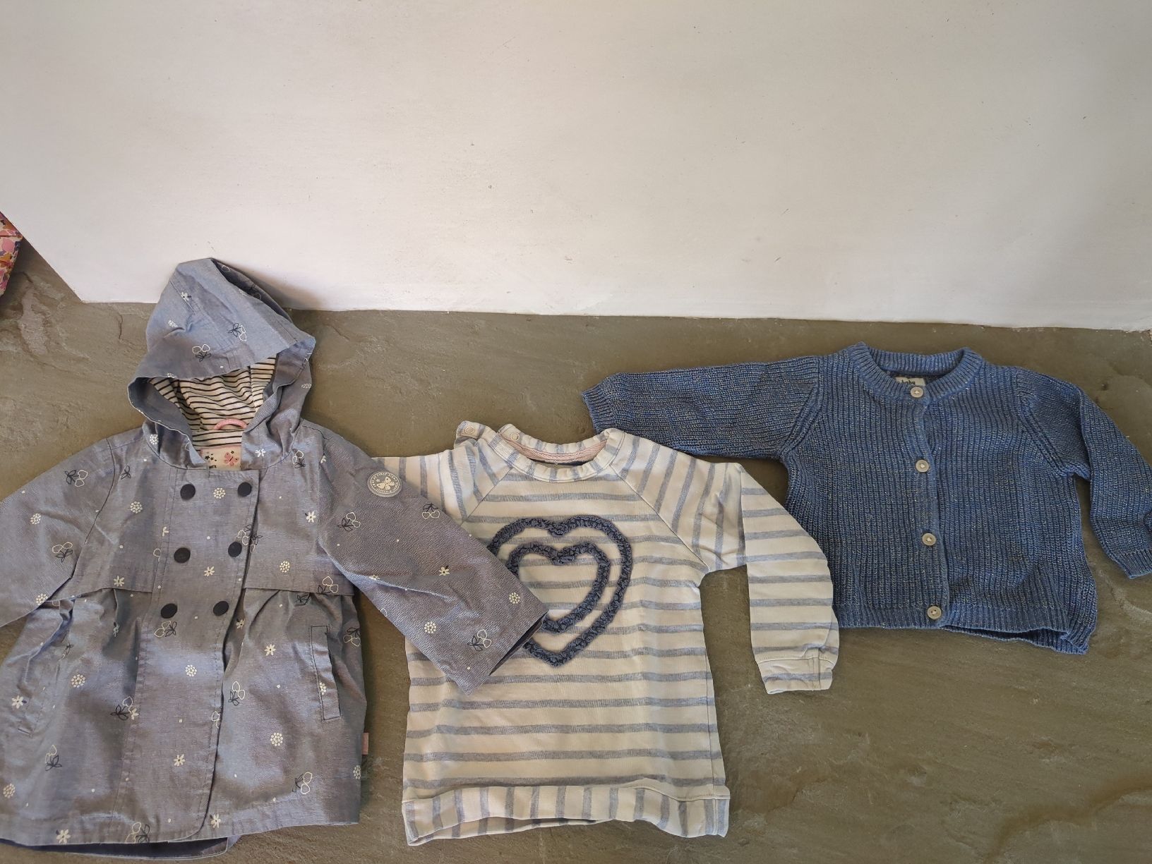 Lotti & Set di vestiti: grosses Kleiderpaket Gr. 74 – Usato da Oberhelfenschwil venduto da Tattar 2