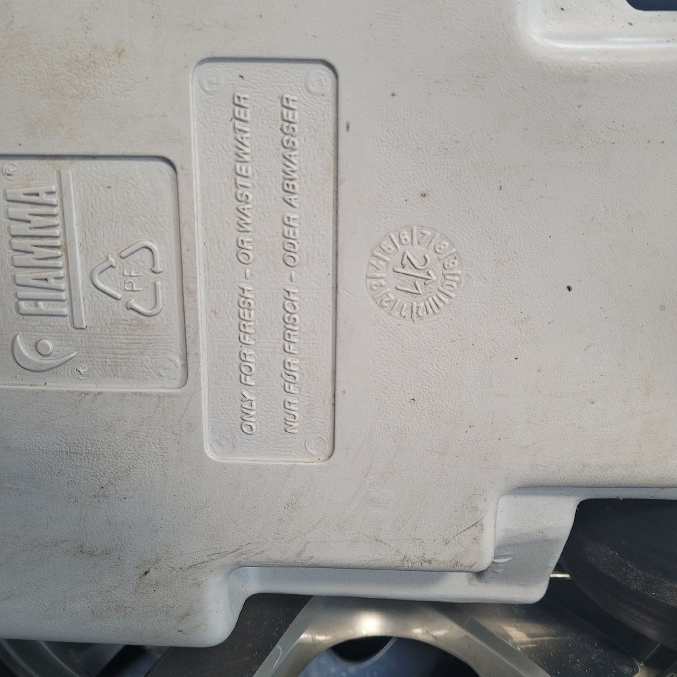 Abbeveratoi e trogoli: wassertaxi für Grauwasser – Usato da Oftringen venduto da Trance_queen90 1