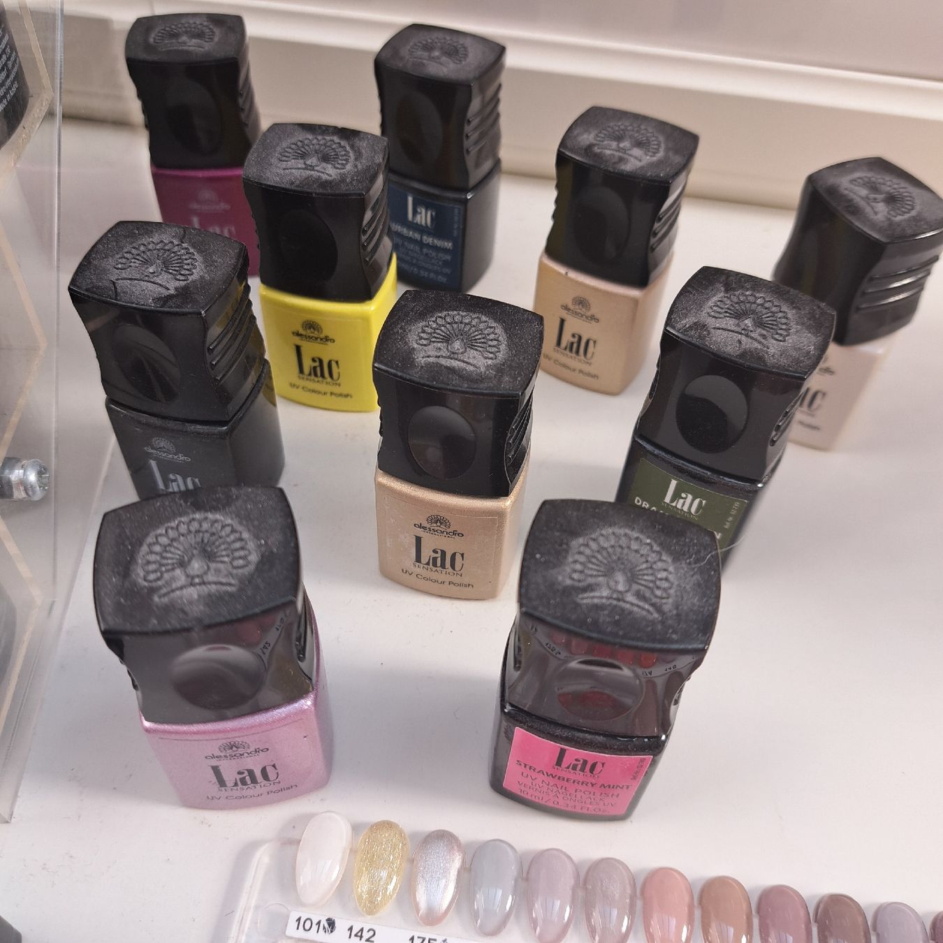 Alessandro Nagellack: Alessandro UV Gellack / Shellac – Gebraucht aus Oberweningen von Sam2003lila 2