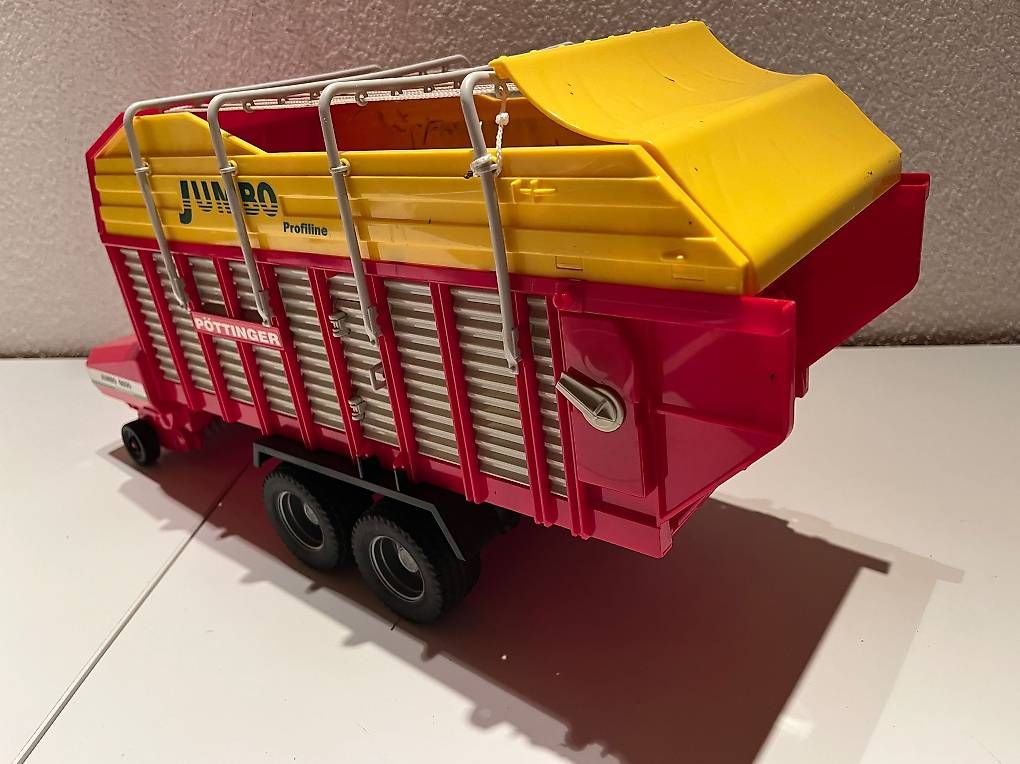 Jouets: Bruder Spielzeug  – D'occasion à Gross par Rocks1 1