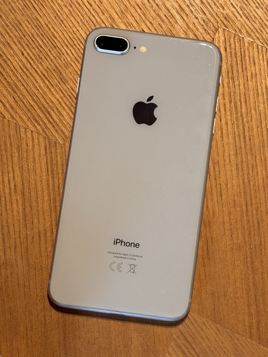 Apple Handys / Smartphones: Apple iPhone 8 Plus, White, 256 GB – Gebraucht aus Ponte Capriasca von lev002s 2