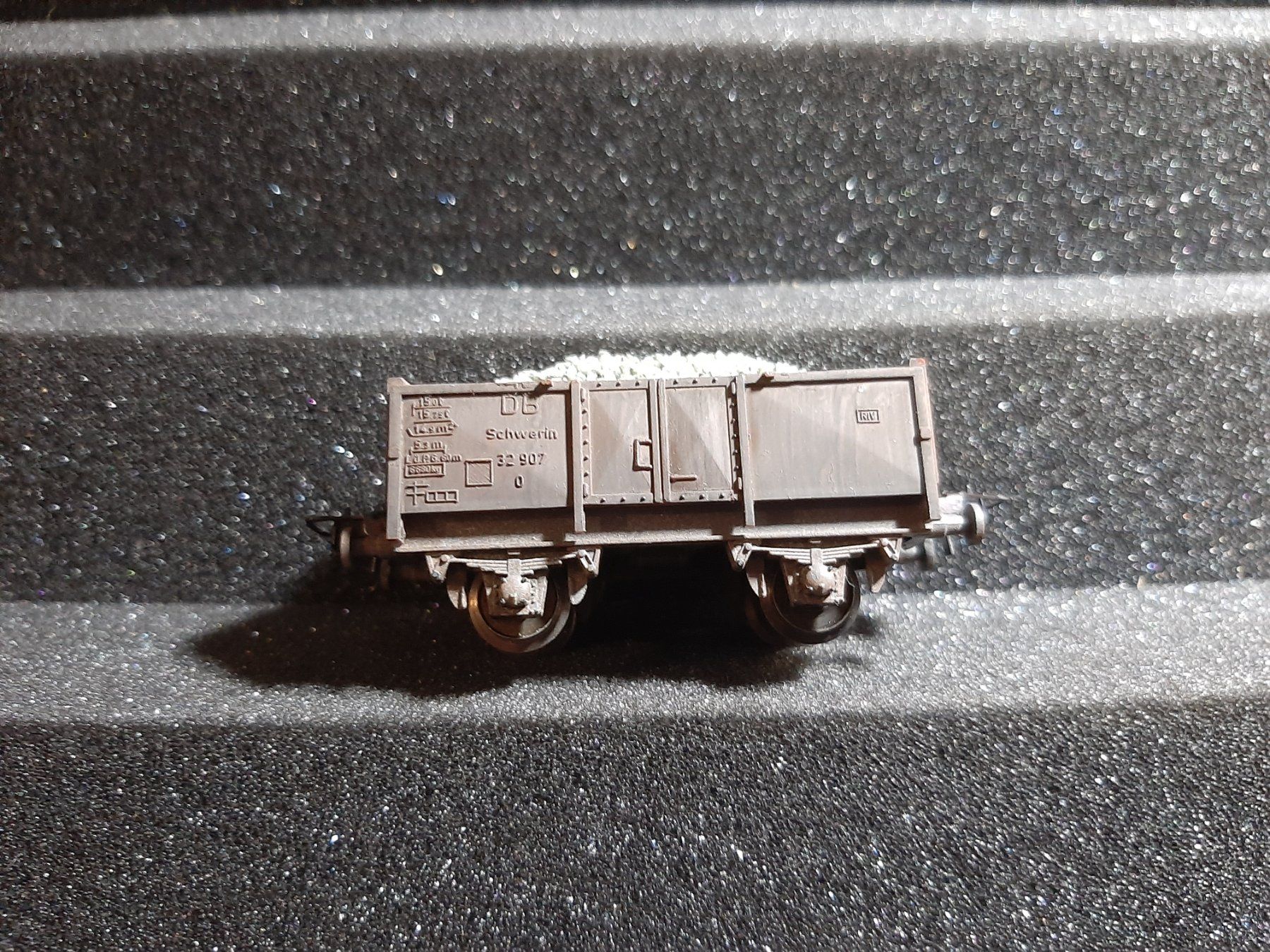 Trix Modelleisenbahnen: TRIX REF.8 – Gebraucht aus Avully von RIVALIS 1