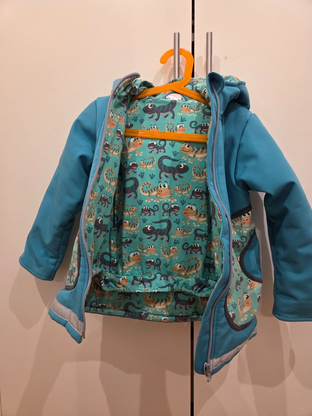 Giacche & Cappotti: Babauba Handmade Winter Softshelljacke Gr. 104 neuwertig – Nuovo (secondo la descrizione) da Heinrichswil venduto da frankie19860 1