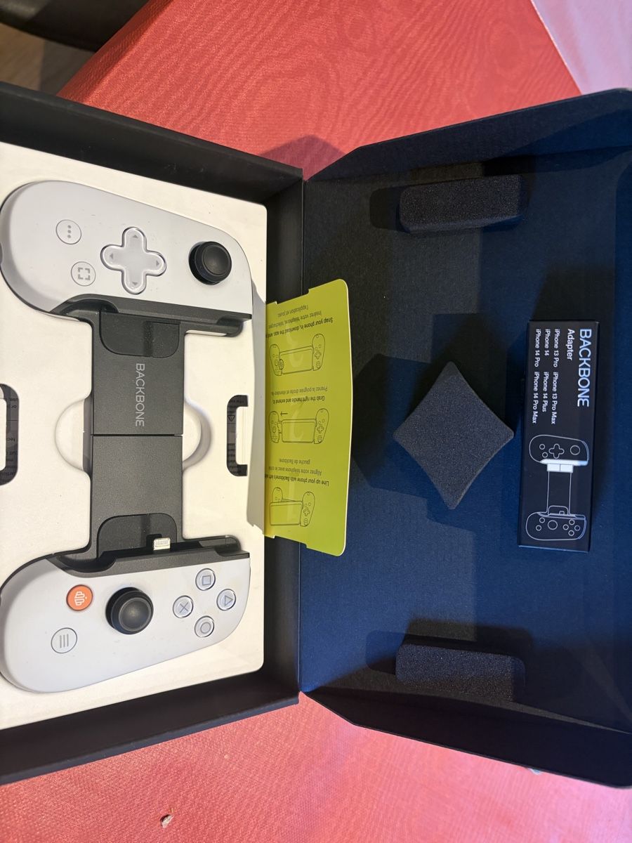 Controller: Backbone One Mobile Gaming Controller – Neu (gemäss Beschreibung) aus Amsteg von Migi_lm1 2