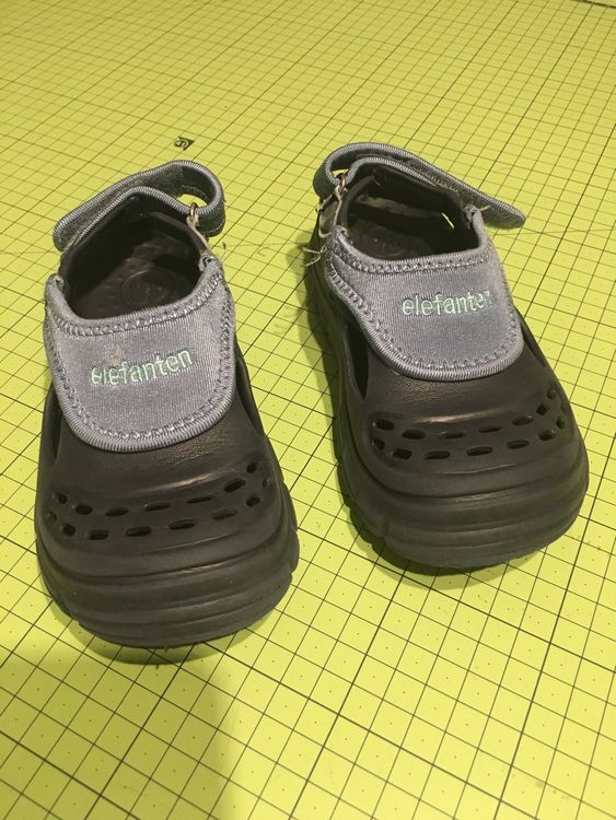 elefanten „crocs“ Gr. 27 | Kaufen auf Ricardo