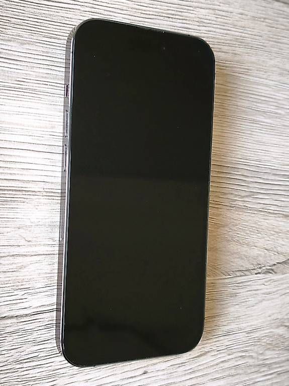 Telefoni cellulari / Smartphones: Iphone 14 pro 128G – Usato da Soral venduto da pic_dss8 2