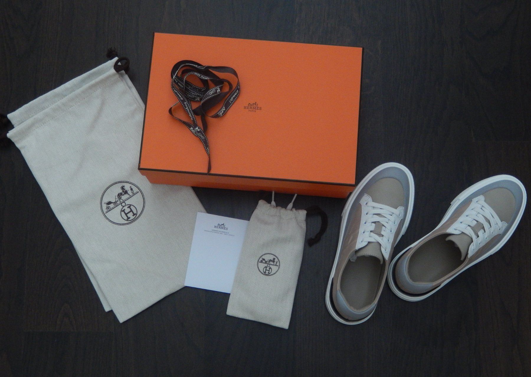 Hermès Scarpe da donna: Orig. HERMES Deep Multicolor Leder Sneakers Gr. 36 – Usato da Tuggen venduto da vivira 9