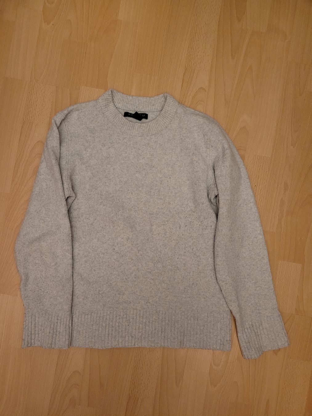 Maglioni & Felpe: Pullover gr. M – Usato da Inwil venduto da Flower2325