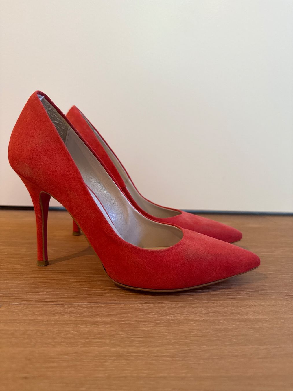 Damenschuhe: Elegante rote Pumps von Supermauro – Gebraucht aus Nürensdorf von Marylane