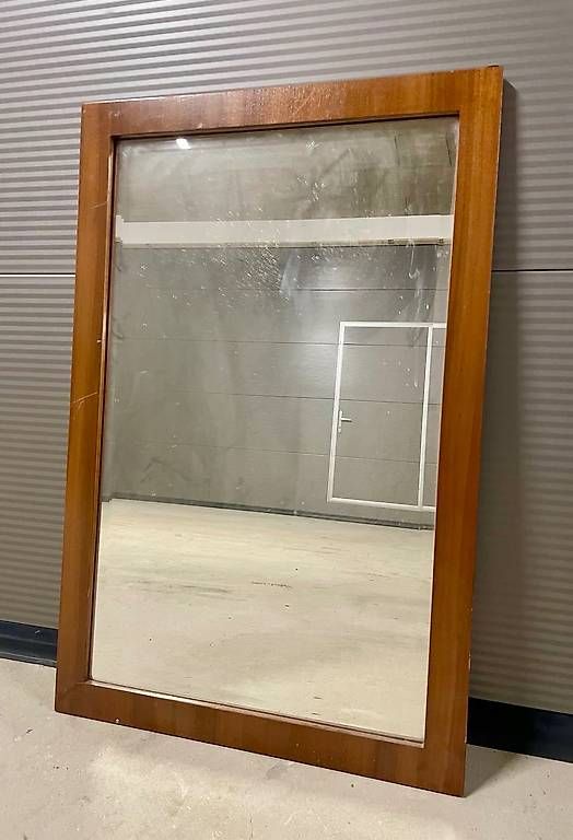 Miroirs: SPIEGEL MIT HOLZRAHMEN – D'occasion à Thun par amaretti25