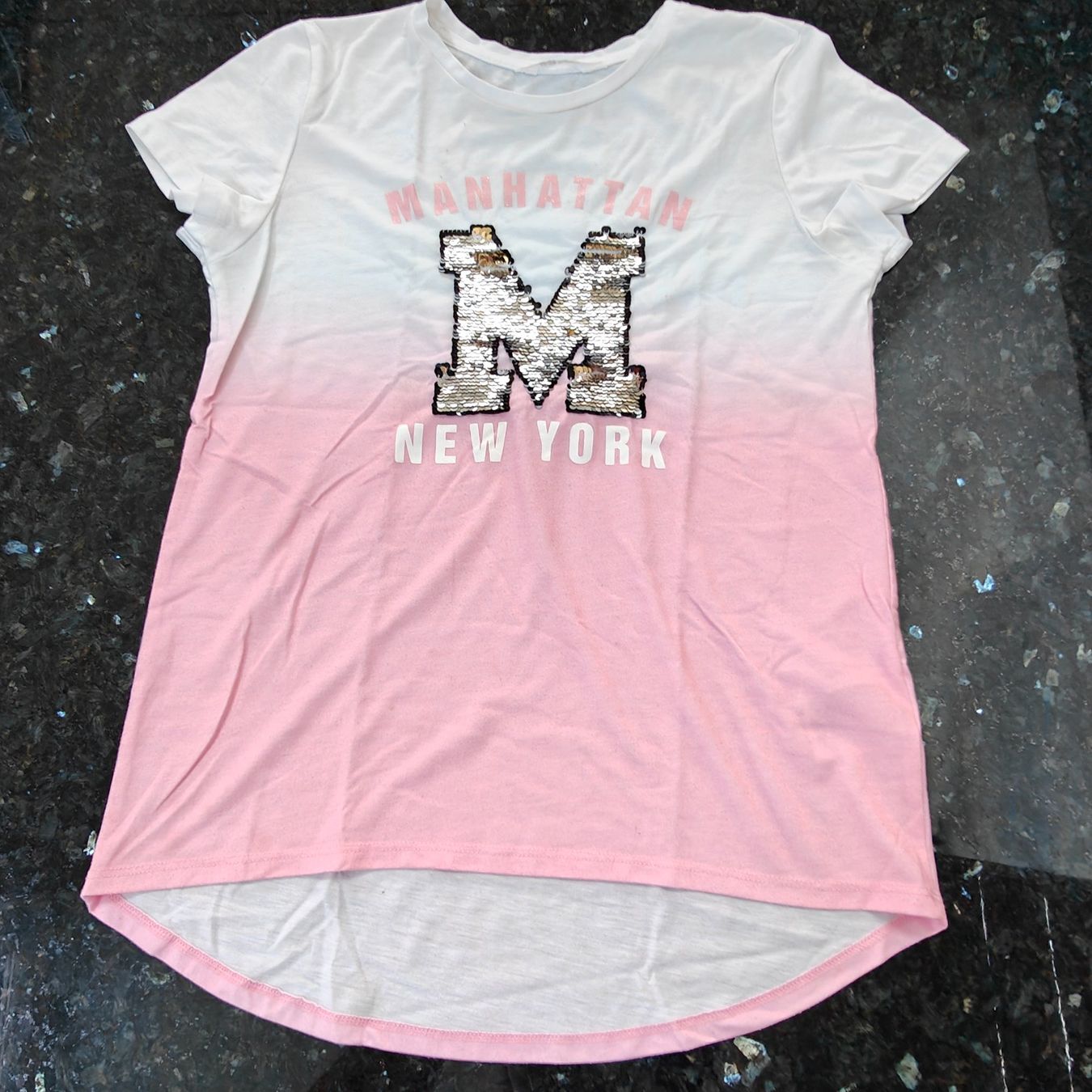 Blouses, T-shirts & Tops: T-Shirt – D'occasion à Zürich par Mumpfi9 2