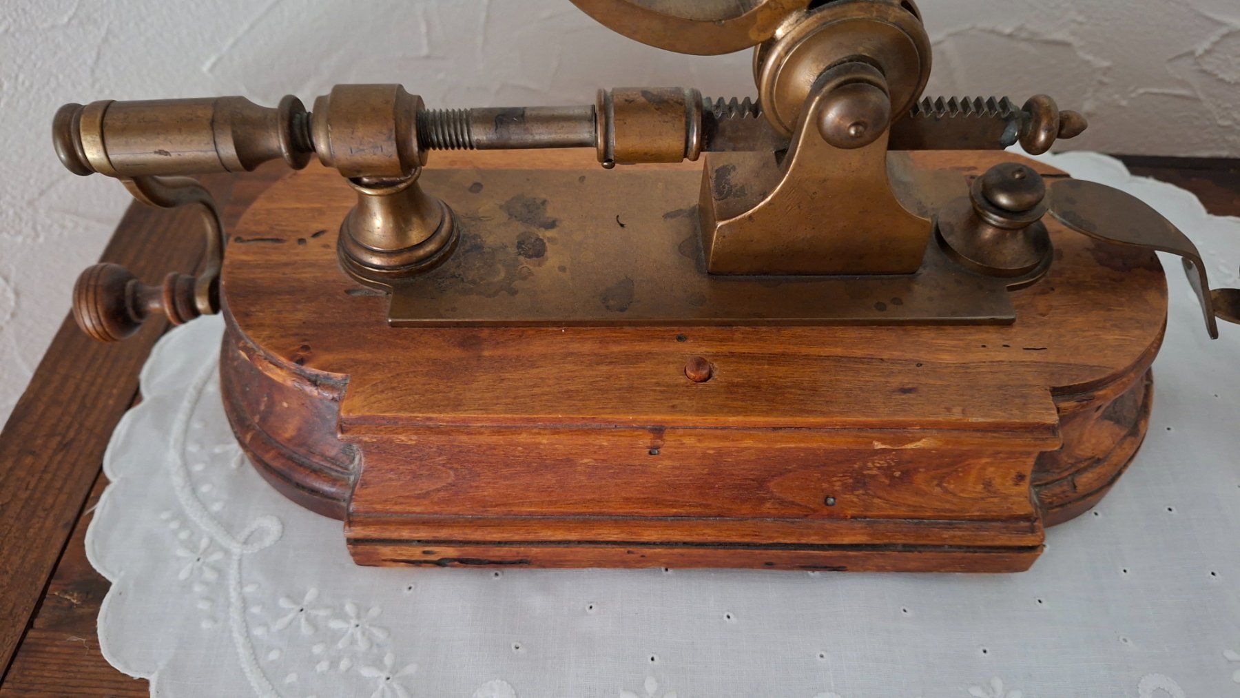 Reuge Carillon: Weinausschenker mit Musikdose – Usato da Bretzwil venduto da eri_2gck 2