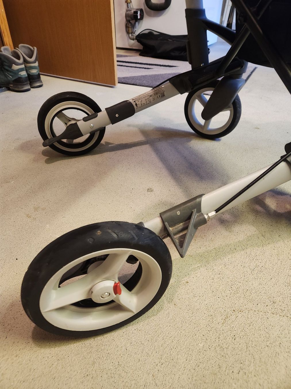 Ausili per la deambulazione: Rollator Topro Troja 5G mit Tasche – Usato da Dorf venduto da Jea1900 2