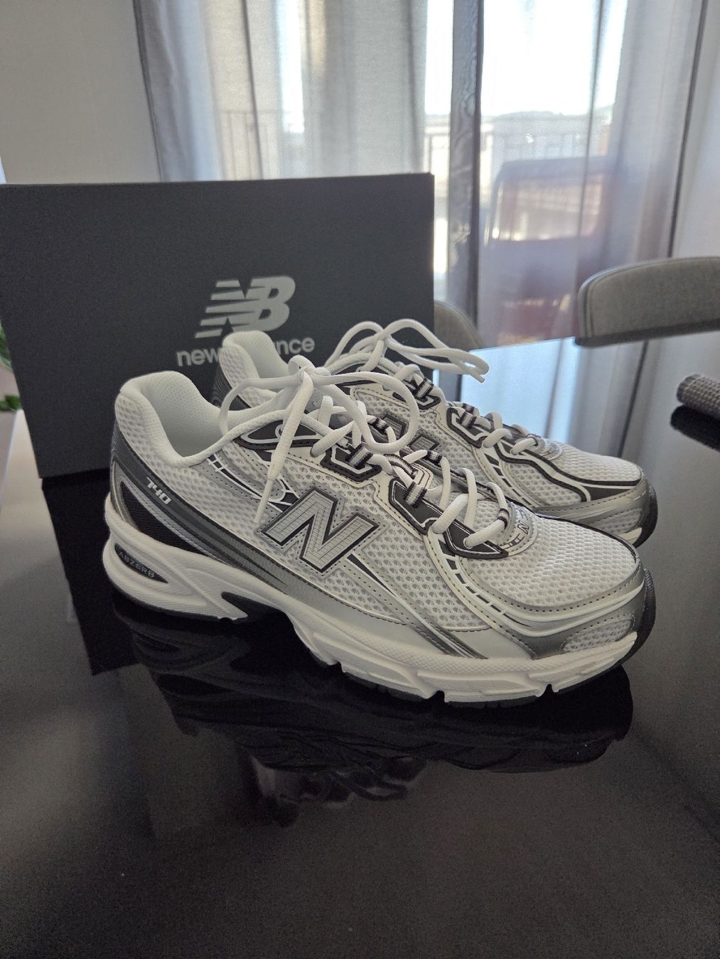 New Balance Scarpe da uomo: New Balance 740 White Grey – Nuovo e nell'imballaggio originale da St. Gallen venduto da nico.schmid95