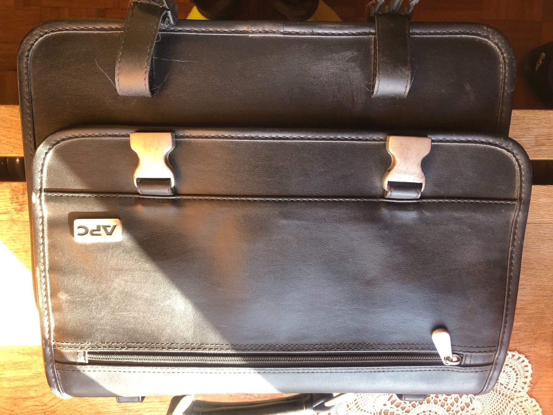Apc Taschen: APC Ledertasche – Gebraucht aus Trin von gumalcan 7