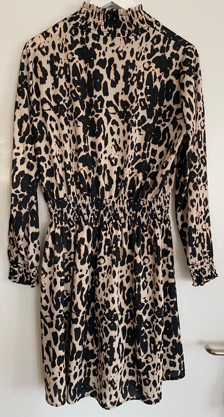Kleider: Kleid in Schwarz/Beige, Gr. M/38 – Gebraucht aus Zürich von Maria2021 1