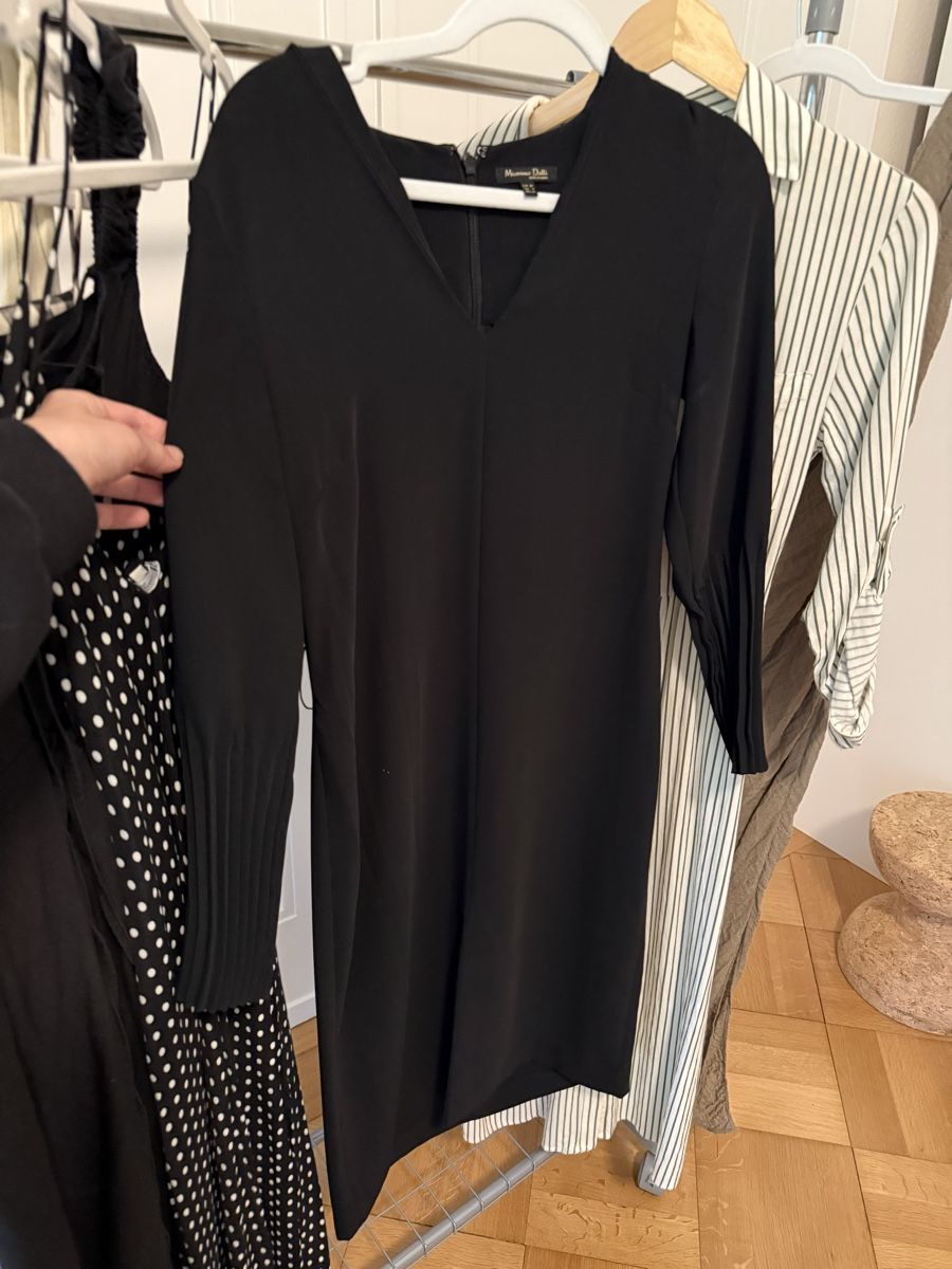 Massimo Dutti Lotti di vestiti: Sommerkleider Paket "Clean Girl" – Usato da Zürich venduto da StudioCardin 4