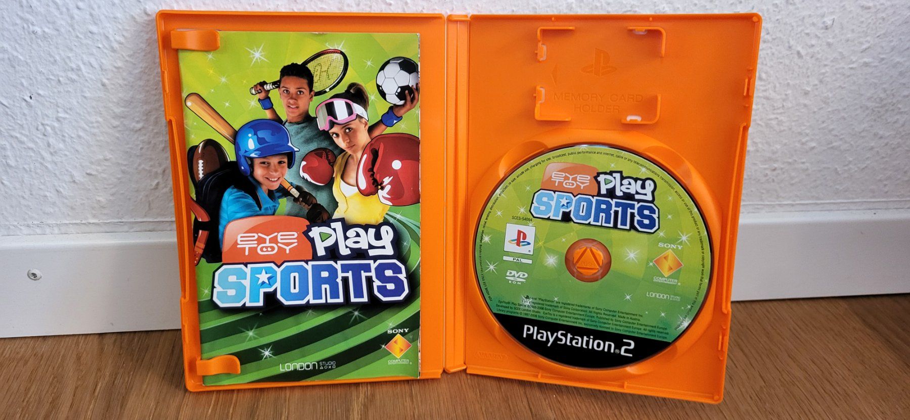 Sony Giochi: PS 2 - Eye Toy Play Sports – Usato da Münsingen venduto da DigitaleSpielecke 2