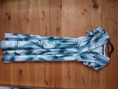 Sommerliches Maxikleid mit Palmenmuster, Grösse M