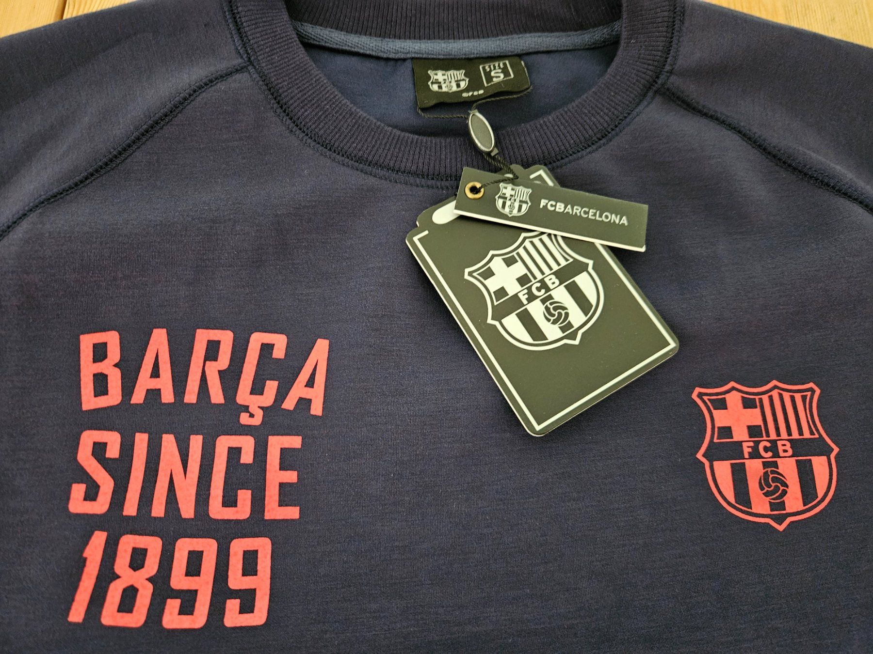 FC Barcelona Canottiere & Pantaloni: FC Barcelona Pullover Grösse S FCB Barca Spanien Blaugrana – Nuovo (secondo la descrizione) da Hägglingen venduto da United-Village-Trade 1