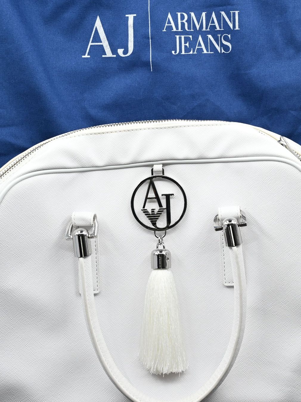 Armani Taschen für Damen: Armani Jeans Bowler/ Shopper – Gebraucht aus Dürnten von pema28 3