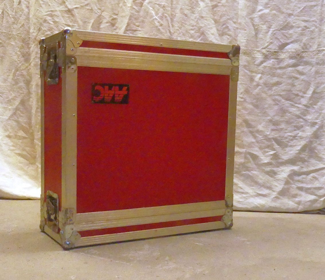 Altri accessori: Rack Case AAC rot 19 Zoll 4HE – Usato da Grüsch venduto da Rgb_led 5