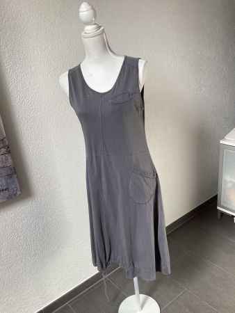Cooles Kleid grau ca. Grösse M guter wie sandwich