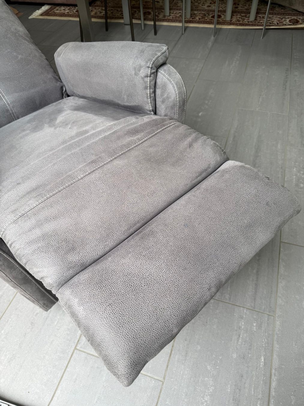 Poltrone: Relaxsessel, Elektrisch (Alcantara) – Usato da Winterthur venduto da tim_cl8x 5