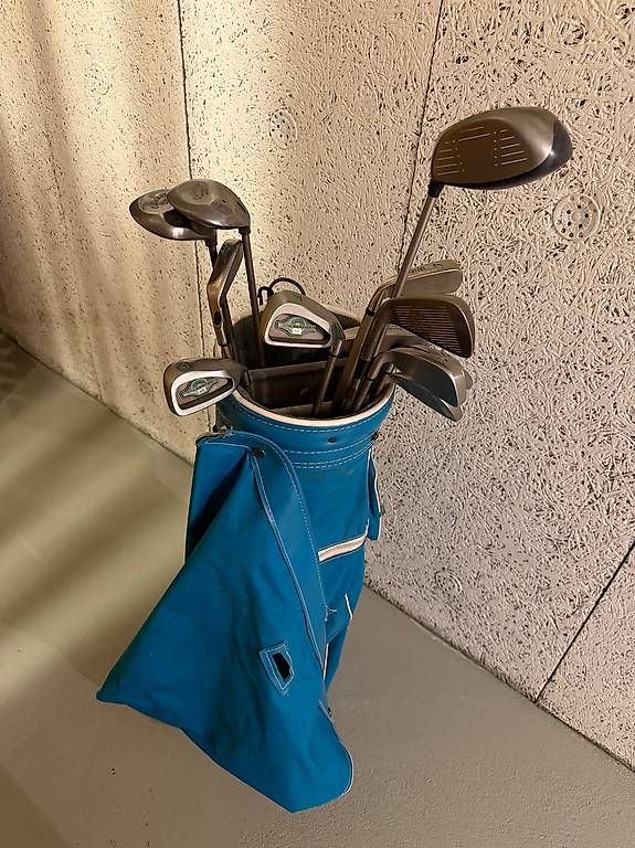 Taschen: Golfbag blau mit Traggurt  – Gebraucht aus Hergiswil NW von salescreative 3