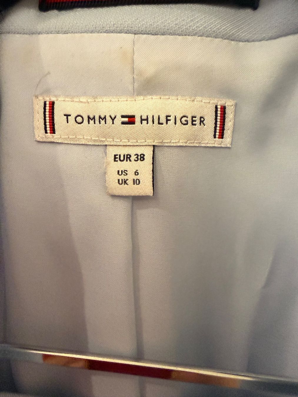 Tommy Hilfiger Kleiderpakete: TOMMY HILFIGER DAMENSET – Gebraucht aus Zürich von flo_7cvq 1