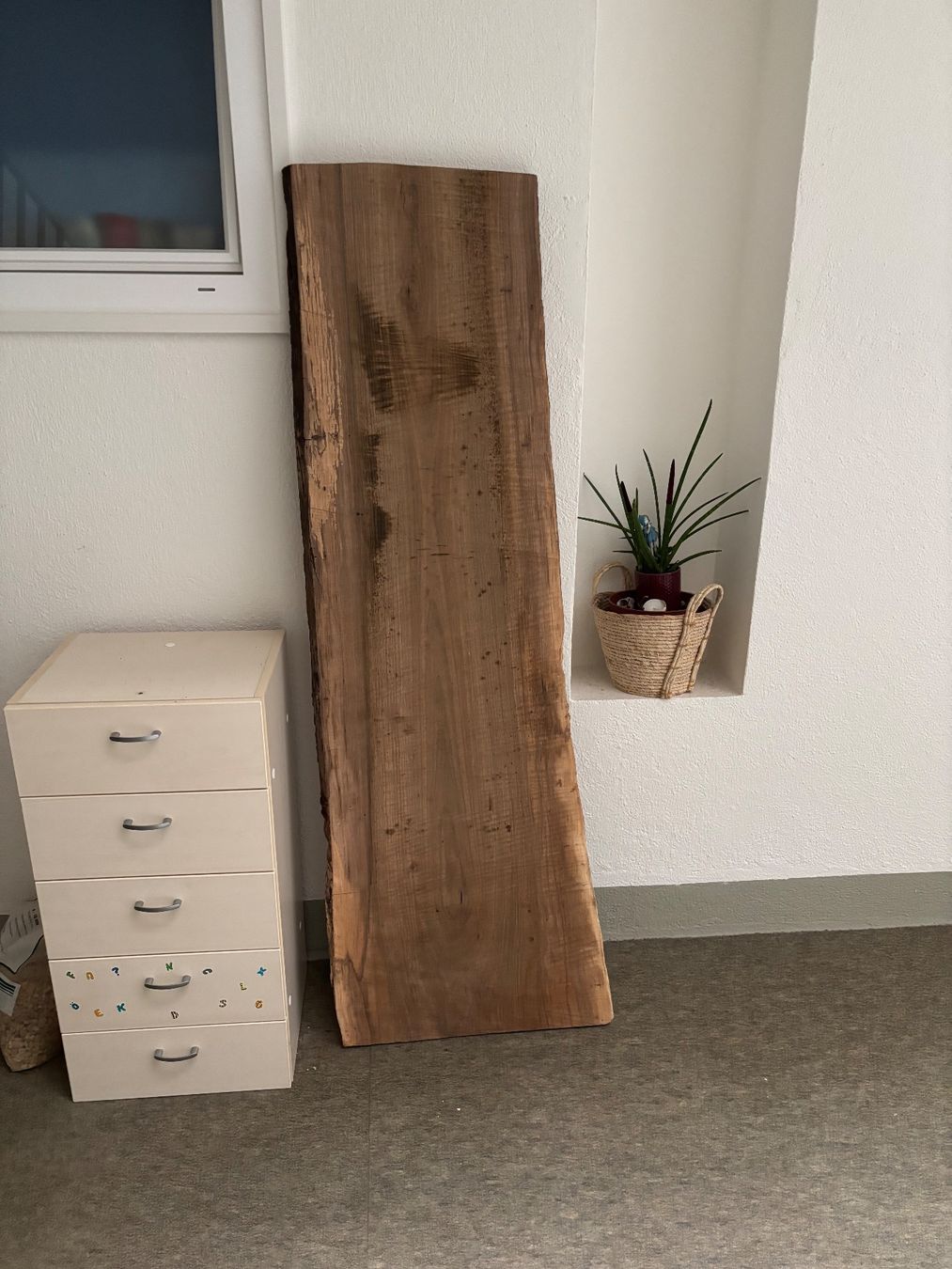 Holzartikel: Nussbaumbrett – Gebraucht aus Schaffhausen von sina_feivel 1