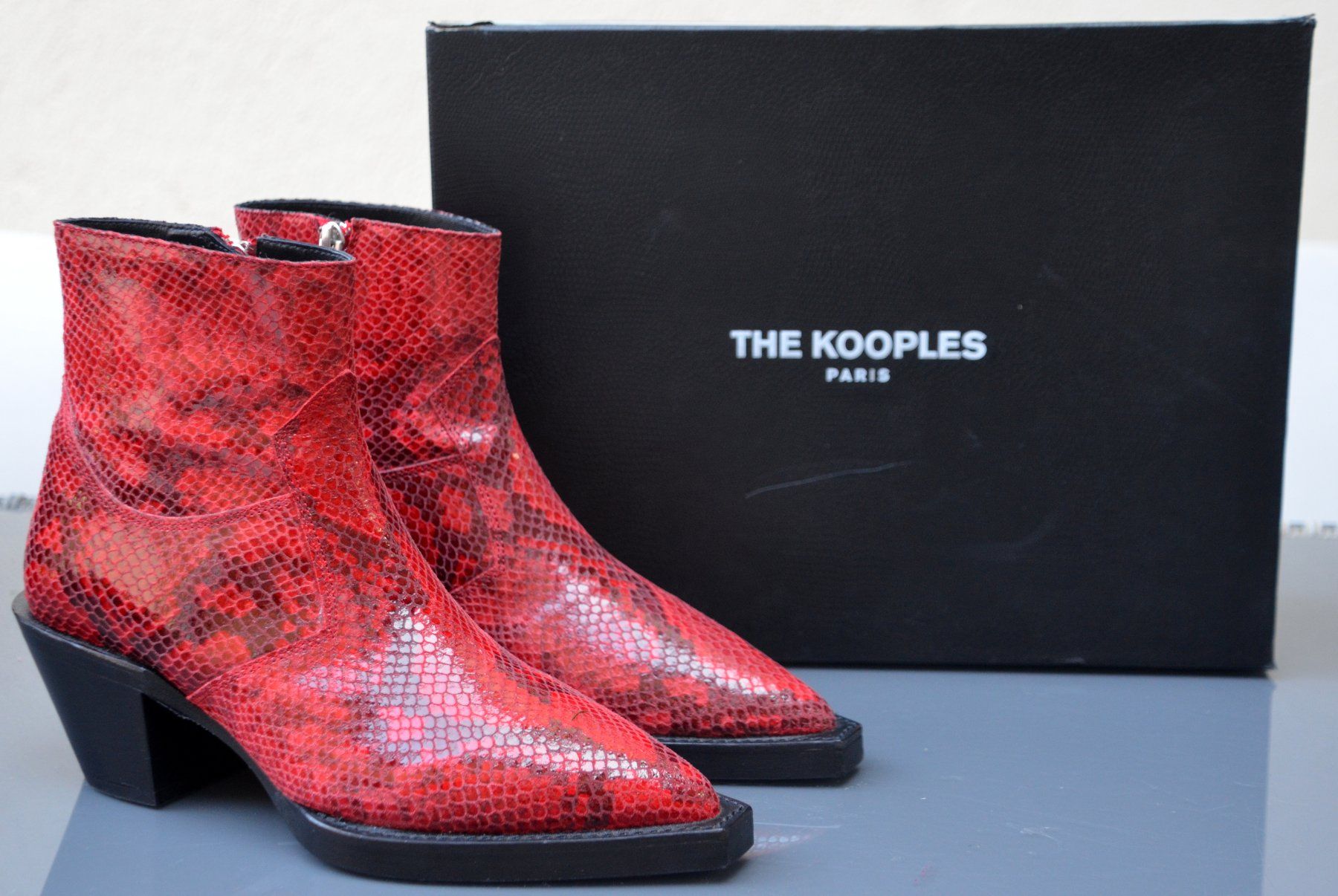 Kooples Scarpe da donna: The Kooples Boots / bottes .37 – Nuovo e nell'imballaggio originale da Collonges venduto da Auganien