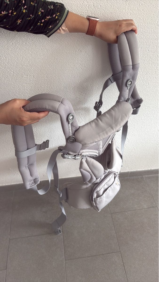 Ergo Baby Marsupi portabebè: Babytrage grau, neuwertig – Nuovo (secondo la descrizione) da Eglisau venduto da Marktmacher85