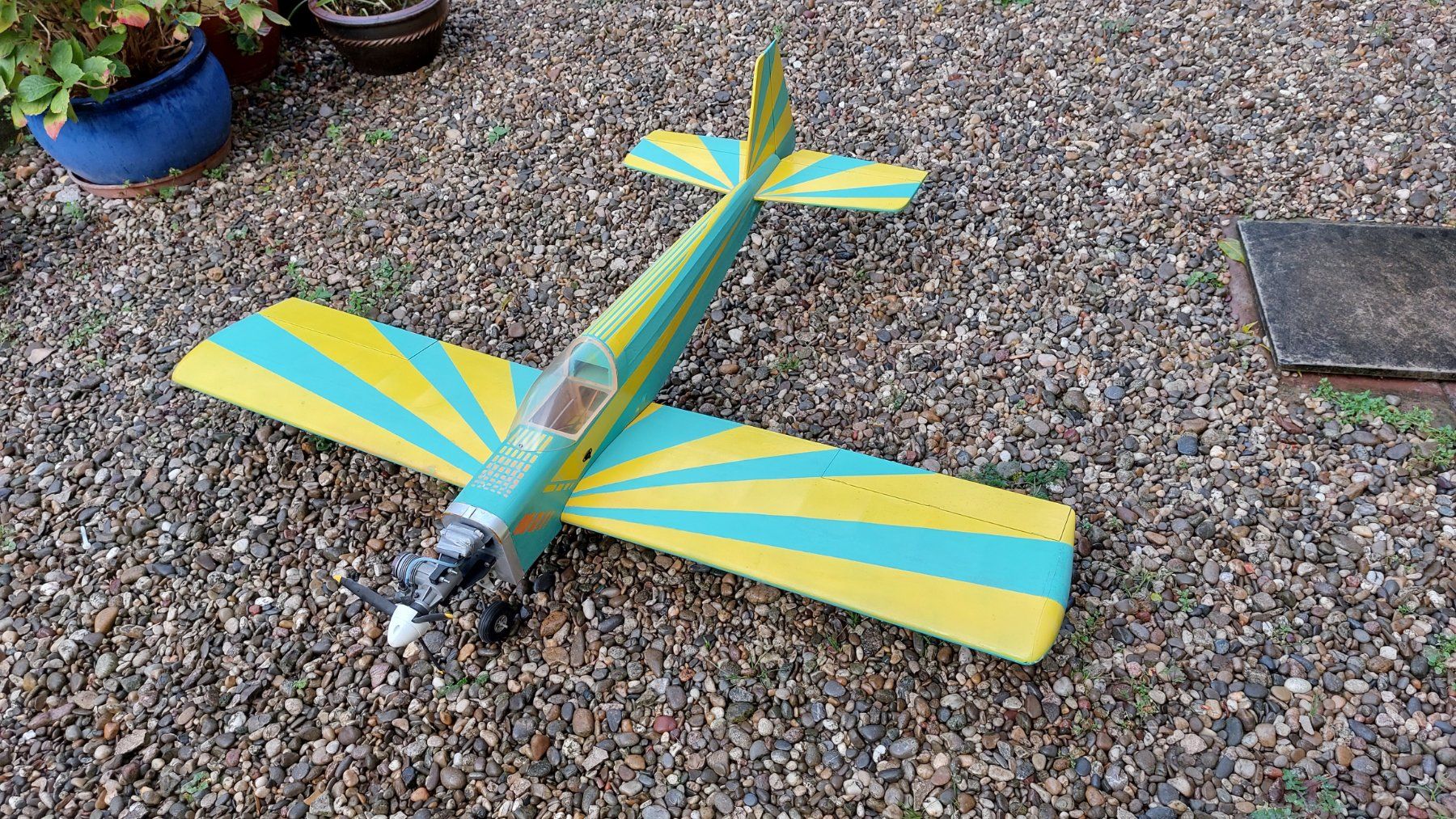 Modellismo RC: Schöner Tiefdecker – Usato da Basel venduto da Aletschhorn 1