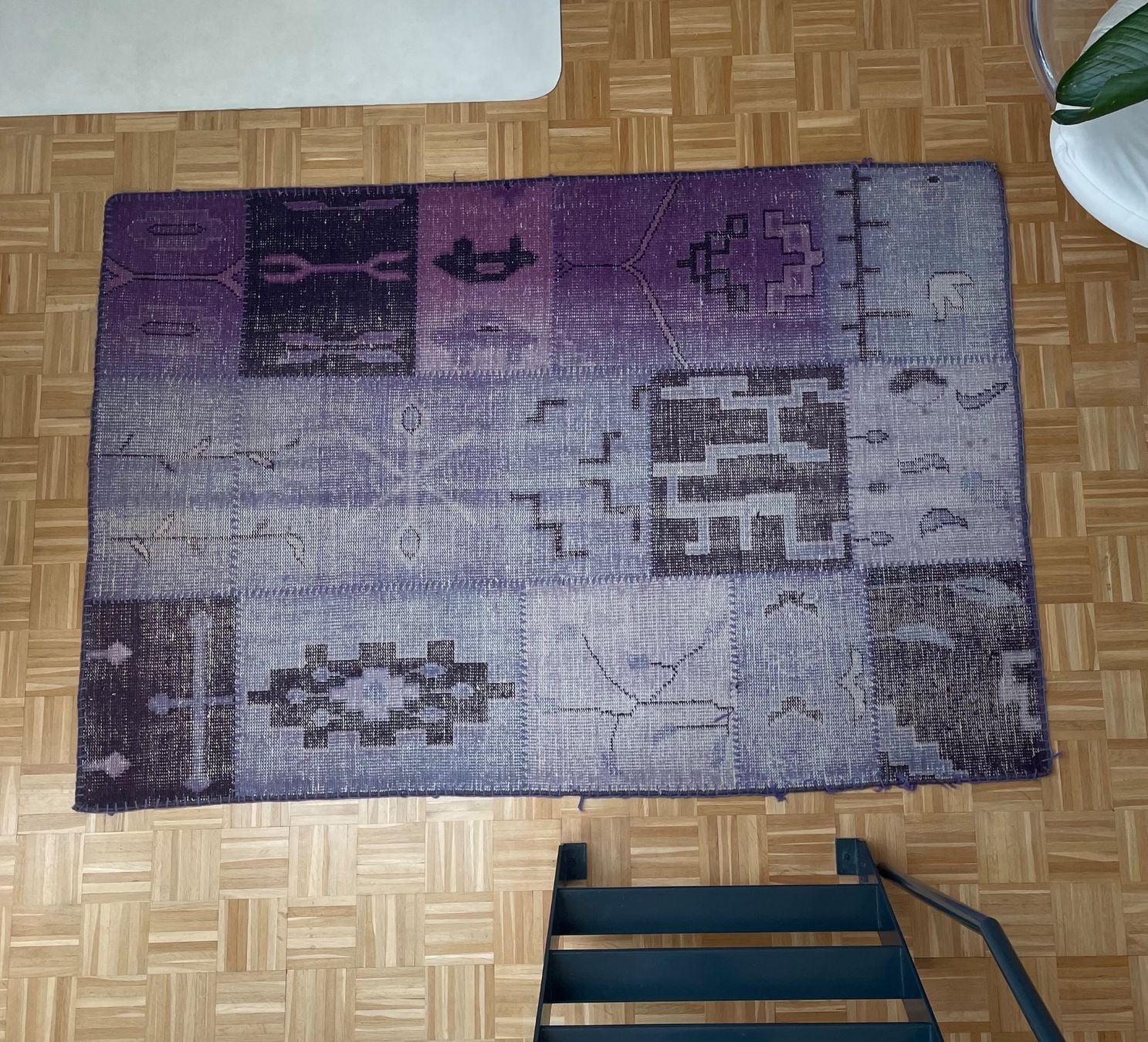 Pfister Tappeti: Lila Patchwork Teppich, Vintage, Pfister – Usato da Zürich venduto da aylinsol 1