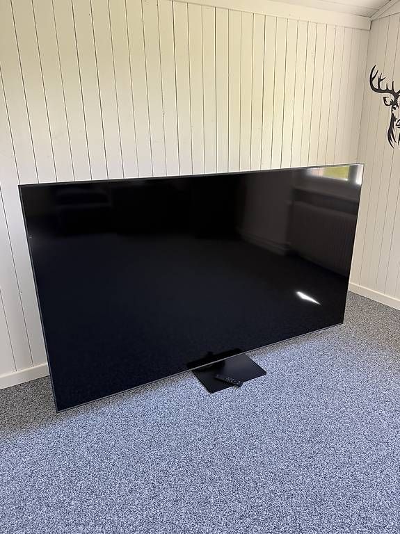 Samsung Televisori: Samsung 85" QLED – Nuovo (secondo la descrizione) da Einigen venduto da Leve114 1