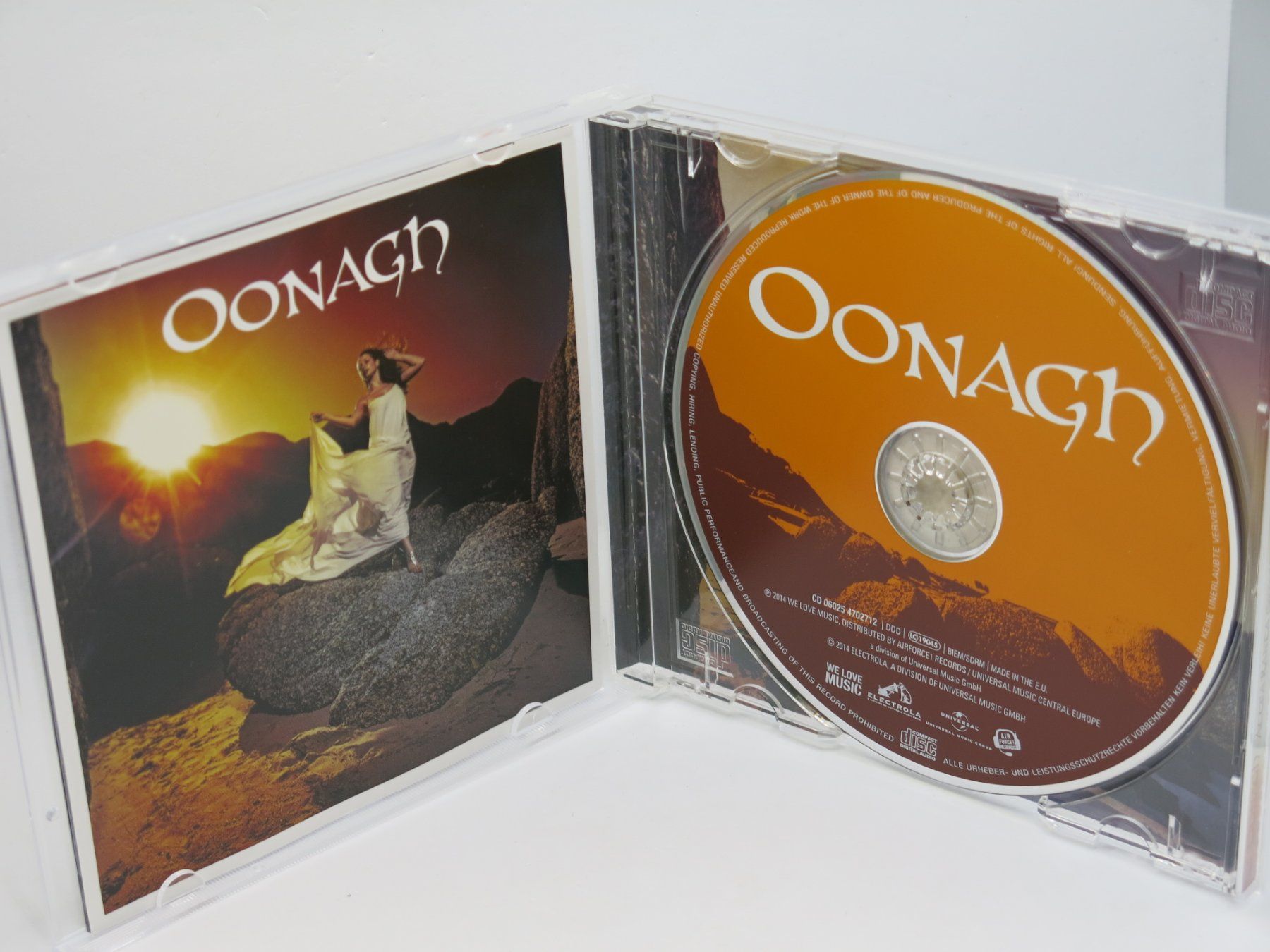 CD: CD Oonagh – Oonagh – Usato da Ernetschwil venduto da luisvonerni 1
