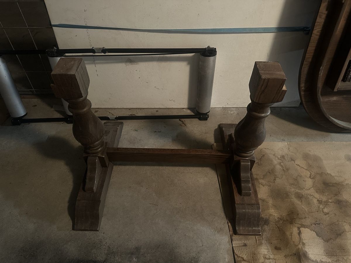 Set di tavolo e panche: Holztisch + 6 passenden Stühlen – Usato da Zürich venduto da Scheidungsverkauf