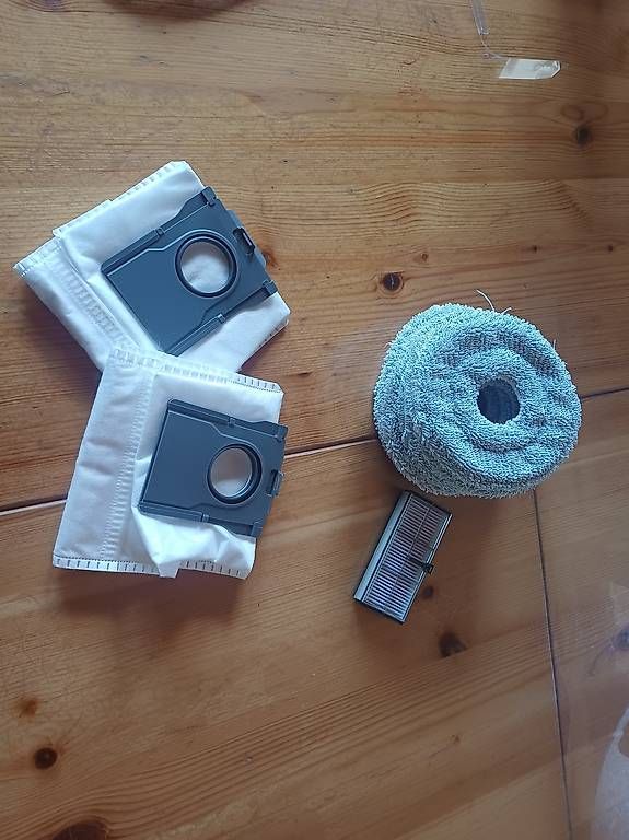 Aspirateurs & Accessoires: Aspirateur robot – D'occasion à Beuson (Nendaz) par barbouille89 2