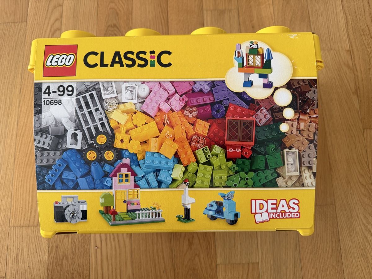 Lego Kit di costruzioni: LEGO Classic Grosse Bausteine-Box 10698, LEGO Classic – Nuovo e nell'imballaggio originale da Dulliken venduto da s.p.q.r