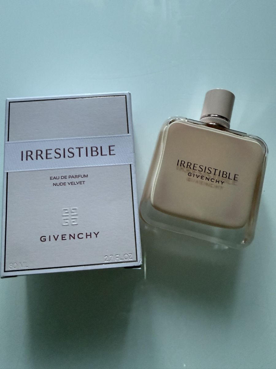 Givenchy Profumi & Eau de Toilette: Givenchy Irresistible Nude velvet – Nuovo e nell'imballaggio originale da Lausanne venduto da Doudoutze 3