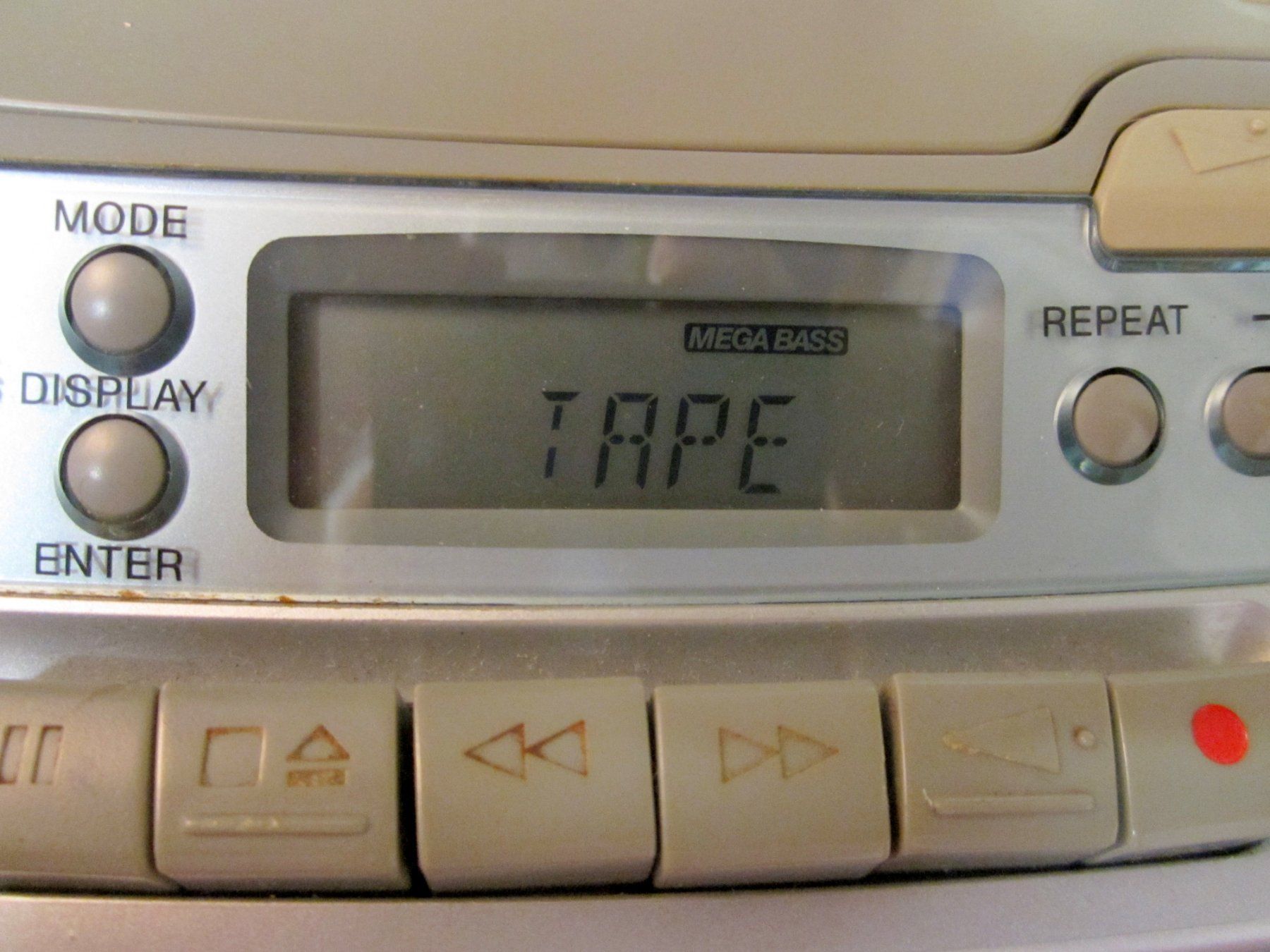 Sony Radio: Radio von SONY mit CD und Cassettengerät – Usato da Binningen venduto da fel_8mgn 1