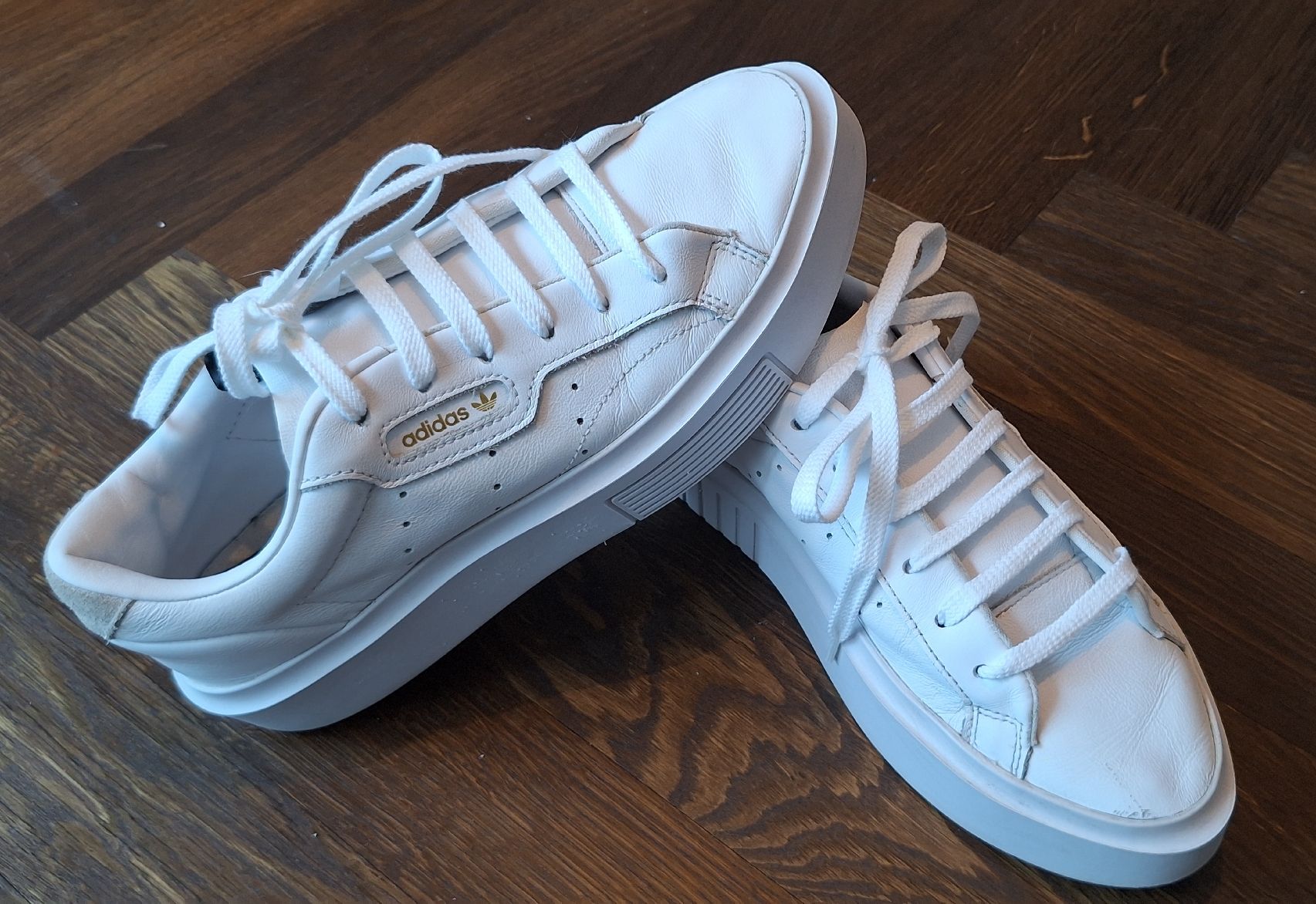 Adidas Scarpe da donna: Plateau Adidas Sneakers – Usato da Zürich venduto da Milas_closet 7