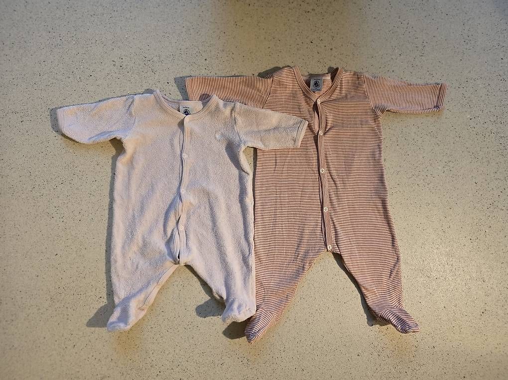 Petit Bateau Kleiderpakete & -sets: Zwei Strampler Petit Bateau – Gebraucht aus Zürich von CorMa01