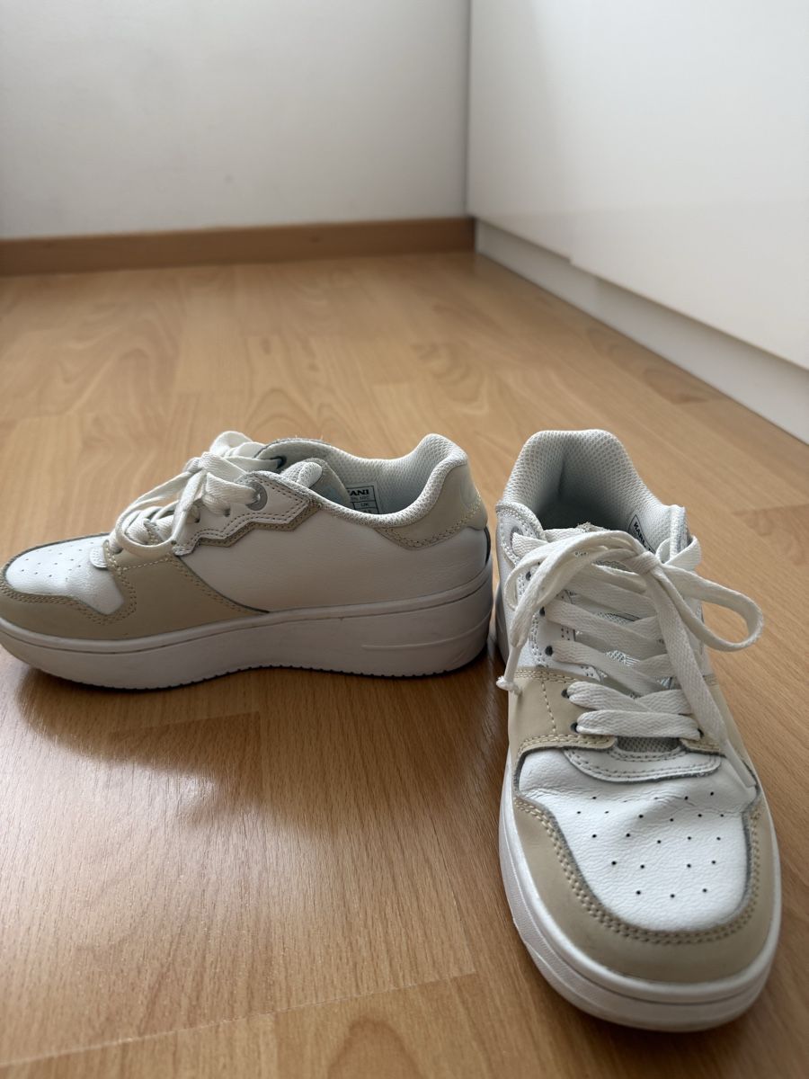 Scarpe da donna: Karl Kani Sneaker - 36,5 – Usato da Bazenheid venduto da h.m.s 1
