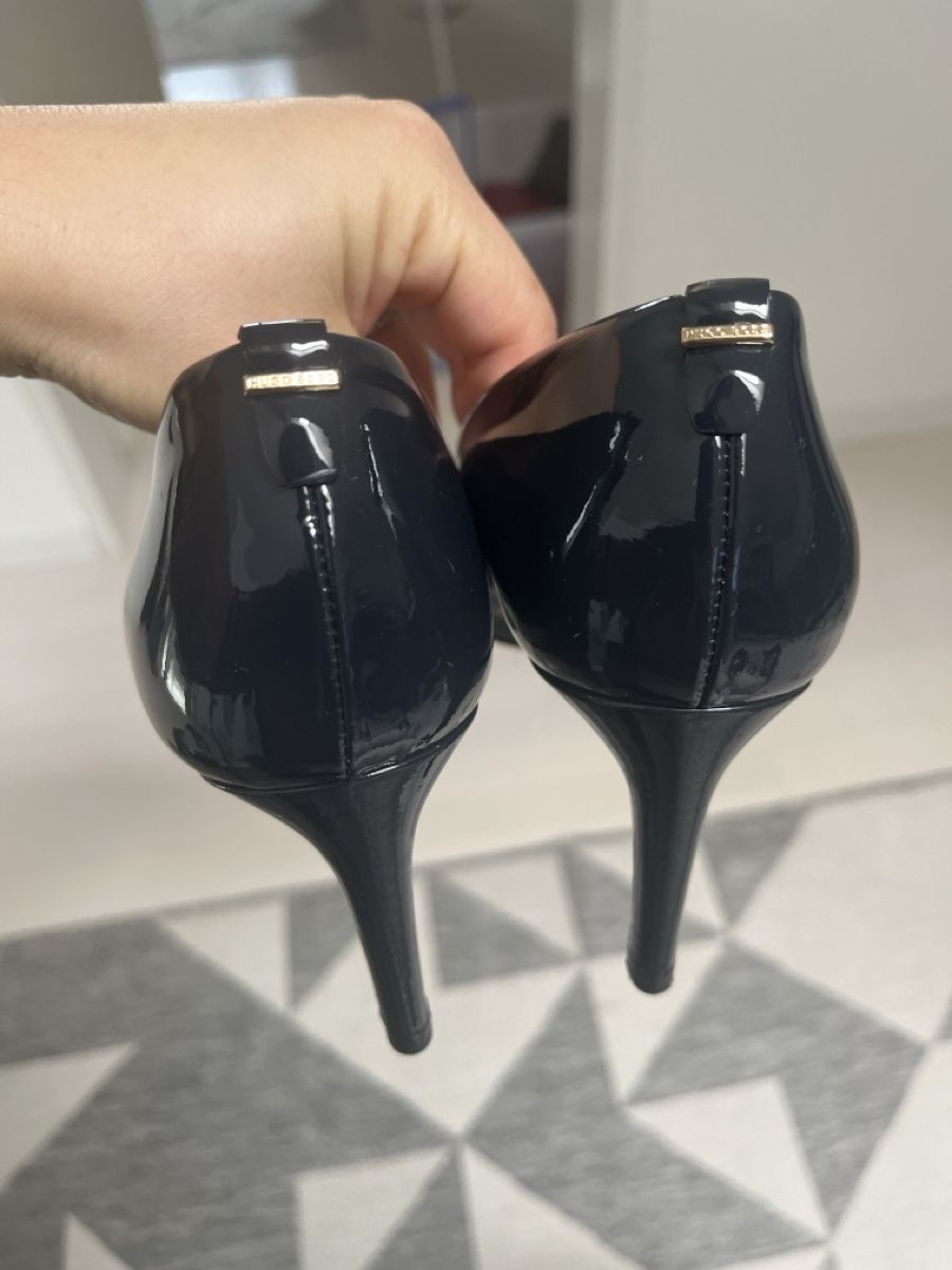 Hugo Boss Scarpe da donna: Hugo Boss Peep-Toe Heels Gr. 37.5 neu – Nuovo (secondo la descrizione) da Esslingen venduto da Yanafuchs 2