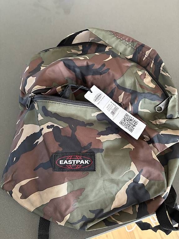 Eastpak Zaini: Sac à dos Eastpak – Usato da Vich venduto da NatachaCK
