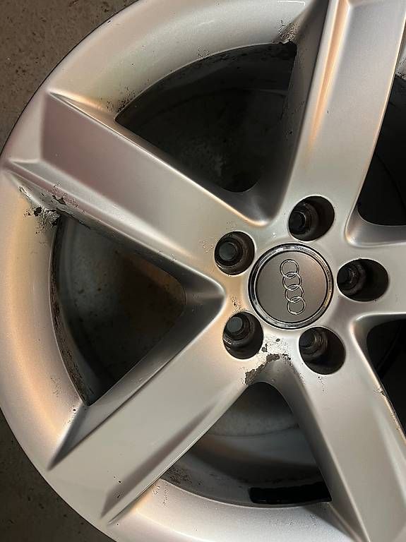 Audi Cerchioni: Jantes Audi A4 – Usato da Ardon venduto da jim_gq2q 1