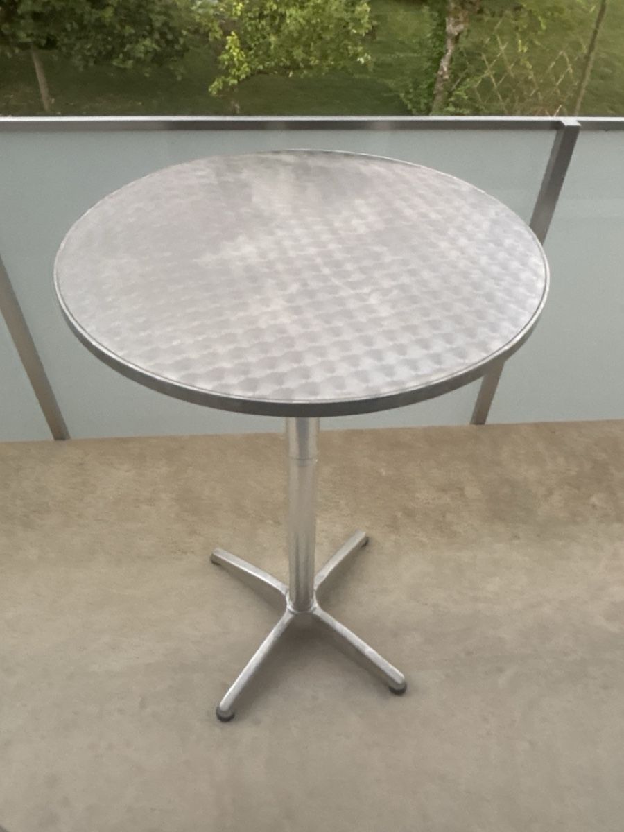 Tische: Table haute ronde  – Gebraucht aus Courchapoix von Jubo1 1